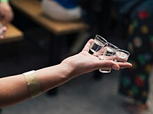 Врач рассказал о вреде крепких настоек