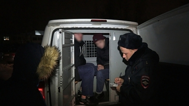 Костромские полицейские устроили фееричную погоню за подростками на тонированной «семерке»