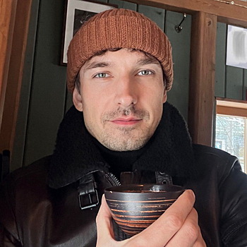 Известного блогера приняли за наркомана