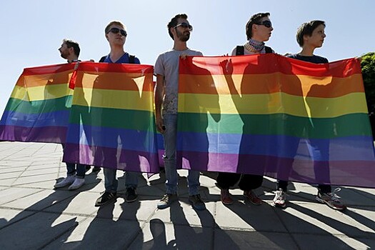 Американец снимет сериал о визите гей-активистов в СССР