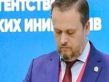 Глава Нижегородской области Андрей Никитин одним из первых проголосовал на выборах губернатора