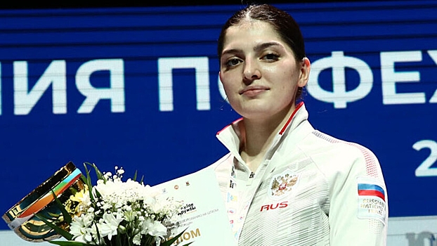 Шпажистка Муртазаева завоевала золото чемпионата России