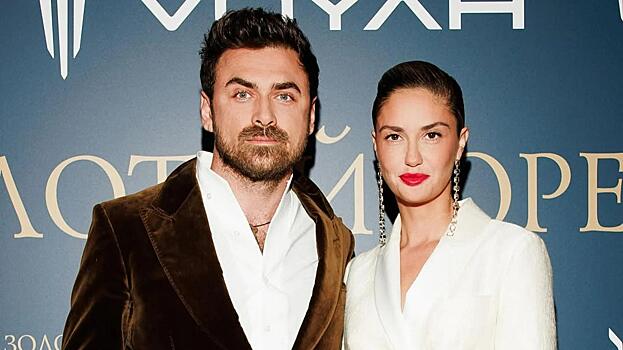 Беременная Агата Муцениеце начала готовить вещи для будущей дочери: видео