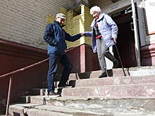 Жители дома по Каширскому шоссе пожаловались на разрушенную лестницу