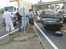 Очередной "перевертыш" в Алматы: в ДТП пострадали два человека