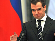 "Замучаются пыль глотать": Медведев снова "наехал" на США