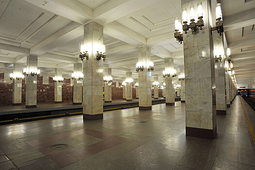 Выход из метро к пригородным кассам Московского вокзала закрыли до октября
