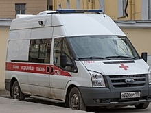 Внедорожник сбил 10-летнюю девочку на остановке