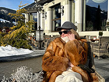 Светлана Ходченкова отмечает день рождения на курорте