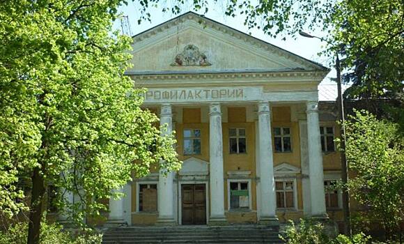 Инвесторам предлагают купить заброшенный профилакторий в Дзержинске