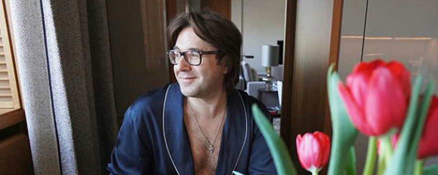 Перед парадом Андрей Малахов совершил прогулку по Волгограду