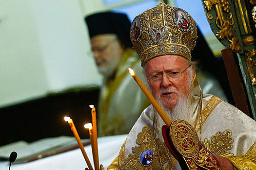 Названа дата предоставления томоса об автокефалии "новой церкви" Украины