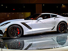 У General Motors возникли проблемы с Chevrolet Corvette 2023 года