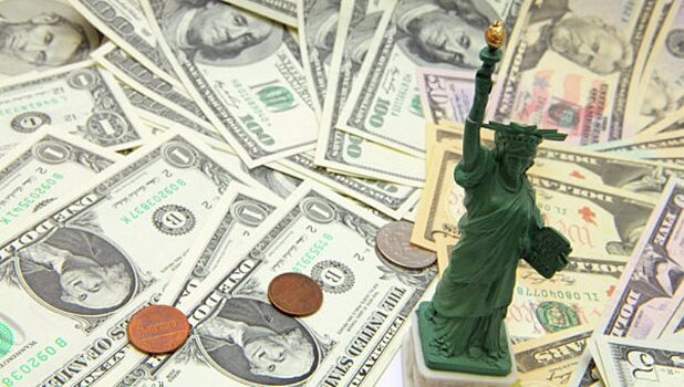 Доллар впервые на неделе превысил 68 рублей