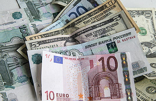 Не пора ли перейти из доллара в евро?
