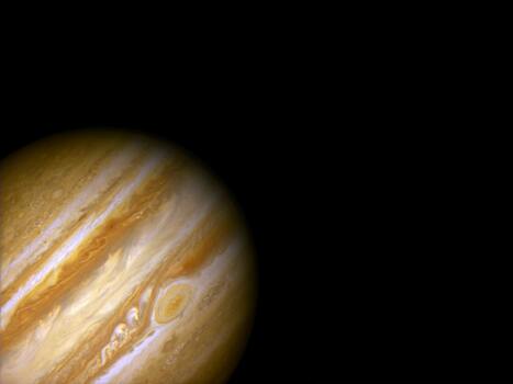 Новости с Юпитера: рост атмосферного вихря «Пятно Клайда» впечатлил ученых