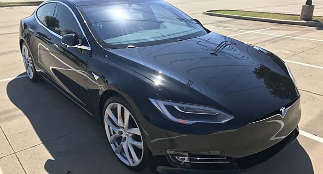 Tesla Model S P100D установил новый рекорд разгона в тесте Motor Trend