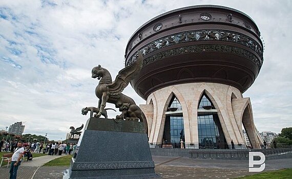 У Казанской "Чаши" откроют автокинотеатр