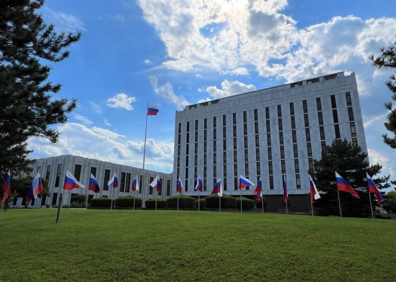 Посольство: решение США по ДСНВ не заставит Россию изменить позицию