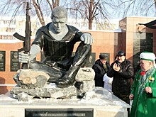 «Делал пьяный дядя Вася»: жители города в Башкирии возмутились памятнику участникам локальных войн