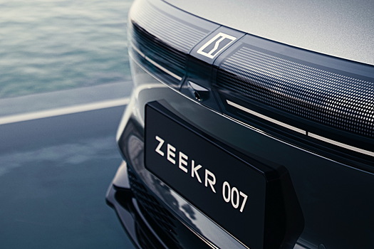 Официально: Zeekr будет блокировать «серые» электрокары