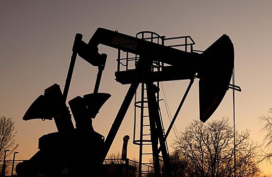 США и ЕС придумывают санкционные схемы против импорта российской нефти