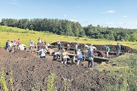 Родом из венгерского народа. Как родословная может поменять историю