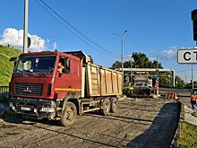 В Ижевске начали укладывать асфальт на улице Милиционной
