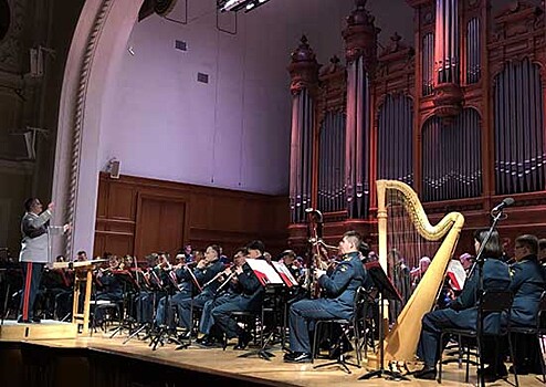 Центральный военный оркестр Минобороны России дал концерт в честь Дня защитника Отечества