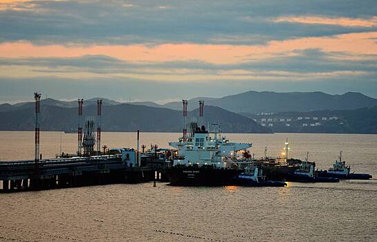 Экспорт нефти из тихоокеанских портов РФ стал рекордным