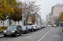 Москвичам напомнили о бесплатных парковках 4 ноября