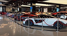 В Сети показали дилерский центр в Дубае, битком набитый экзотическими автомобилями