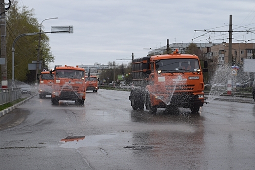 В Ульяновске началась масштабная дезинфекция дорог и улиц