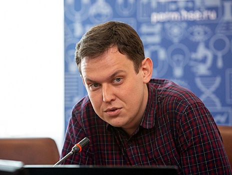 Директор Новосибирского городского открытого колледжа Сергей Чернышов ушел с должности