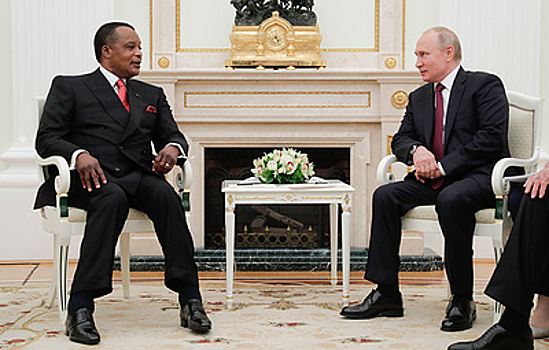 Владимир Путин проводит встречу с президентом Республики Конго. Видеотрансляция