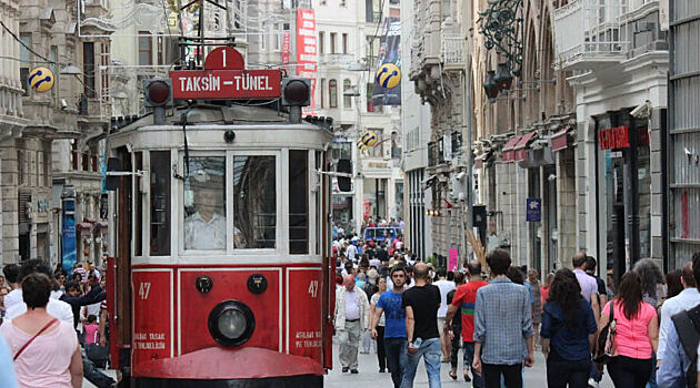 Россияне победили иностранцев по числу туристов в Стамбуле