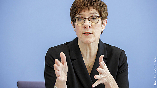 Почему президент Франции заявил о неактуальности НАТО