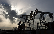 IHS допустил подорожание нефти до $135 за баррель во второй половине 2022 года