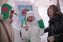 Первые «умные» снежинки сделали новосибирцы на Михайловской набережной 10 декабря