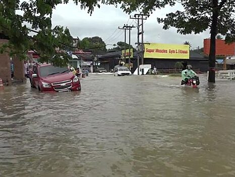 Таиланд уходит под воду: счет пострадавших идет на миллионы