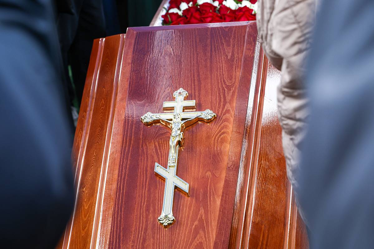 Тело восьмилетней россиянки почти две недели пролежало в холодильном доме в селе без морга