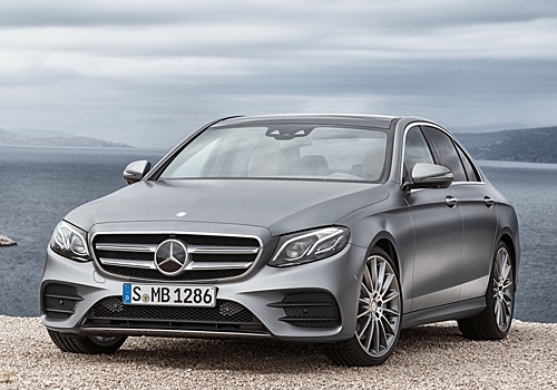Mercedes-Benz отзовет 400 машин из-за крепления спинок сидений
