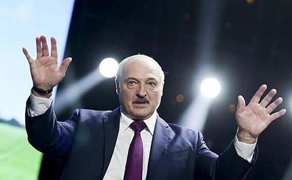 Польша не признаёт Лукашенко, но боится «отдать» его России