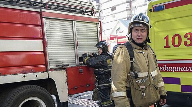 Четыре человека погибли при крушении вертолета в Казахстане