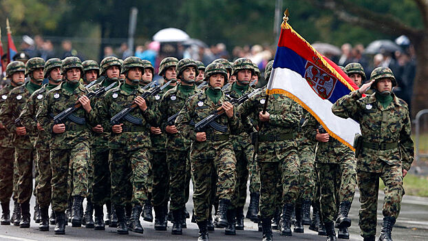 В Сербии хотят возобновить всеобщий призыв в армию