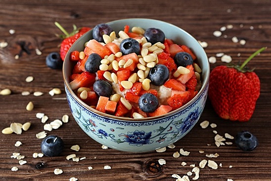 Полезные продукты, которые опасны для фигуры