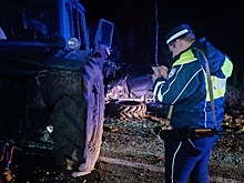 На трассе Свердловской области в аварии погибли четыре человека