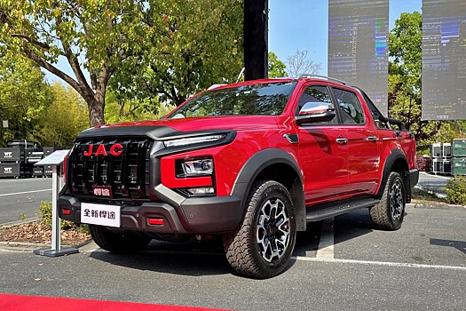 JAC провела презентацию обновлённого флагманского пикапа Hunter