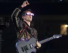 Вокалист группы Muse Мэттью Беллами женился на американке