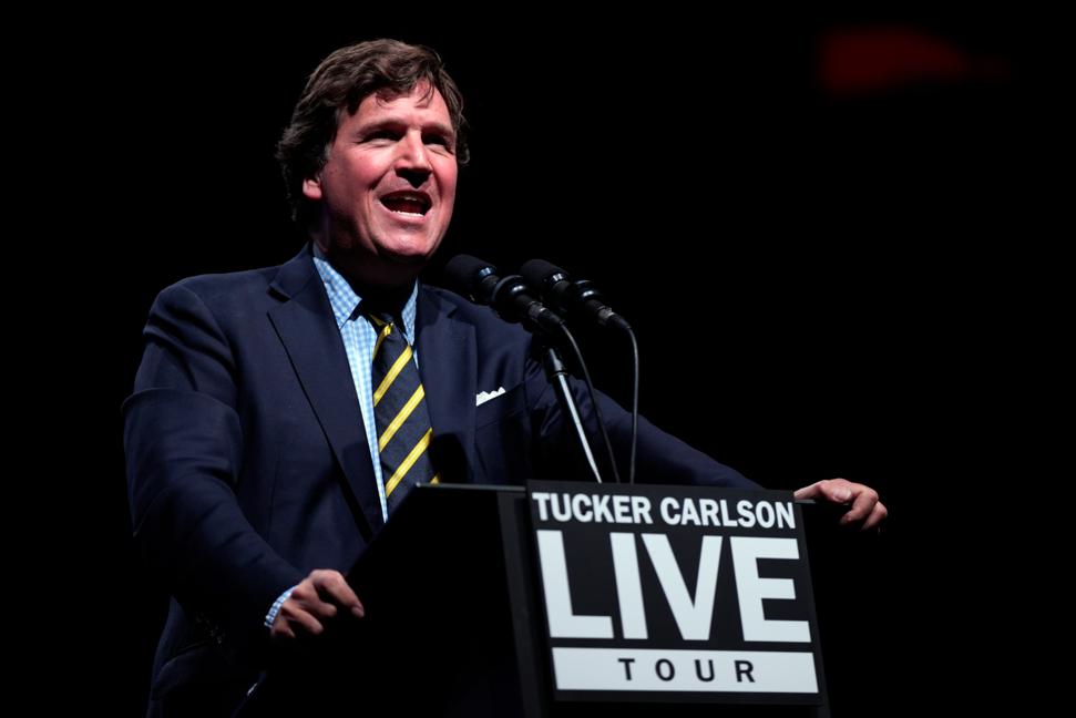 Карлсон назвал смехотворной веру европейцев в возможность нападения РФ на НАТО Источник: Рамблер